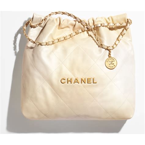 bag tangan Chanel 22